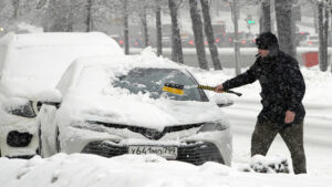 Подробнее о статье Автоэксперт перечислил правила, которые спасут водителя зимой