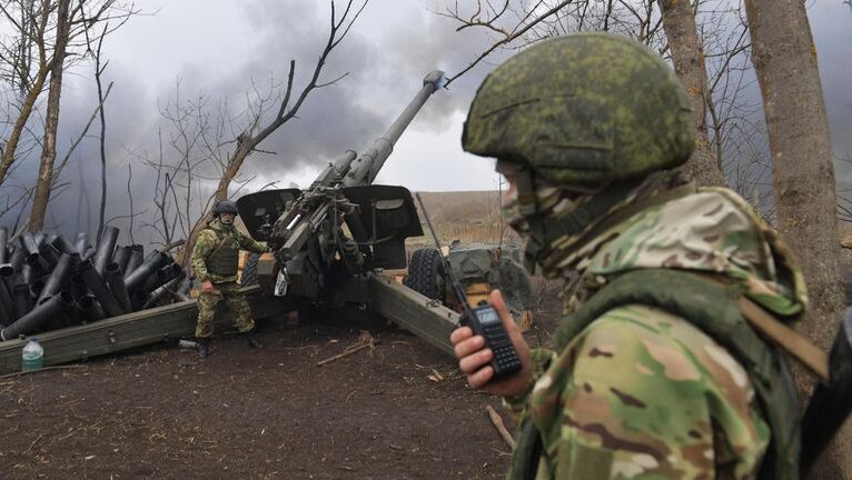 Вы сейчас просматриваете Артиллерия уничтожила под Артемовском западную самоходку ВСУ — Новости Mail.ru