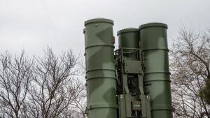 Подробнее о статье Силы ПВО сбили над Белгородской областью ракету С-200 — Новости Mail.ru