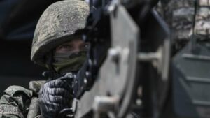 Подробнее о статье В Брянской области уничтожили четвертый за несколько часов беспилотник ВСУ — Новости Mail.ru